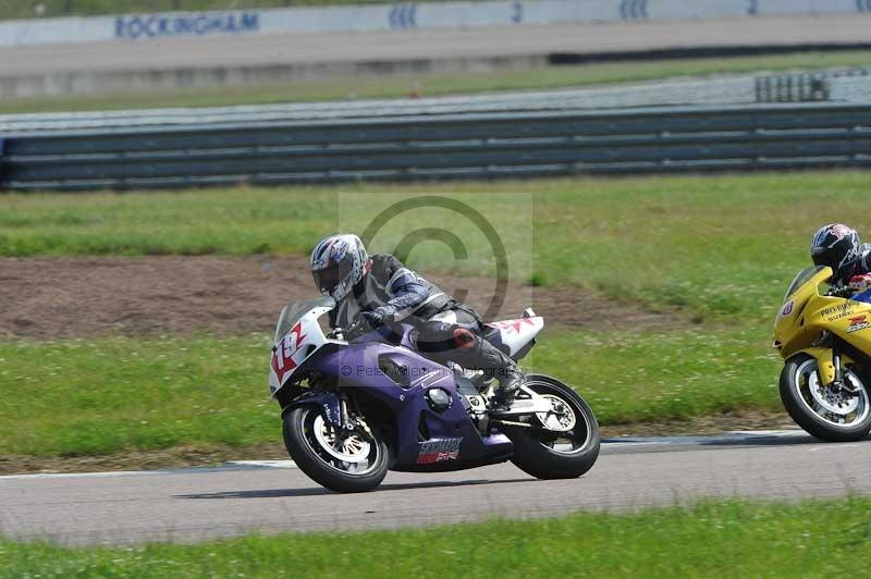 Motorcycle action photographs;Rockingham;Rockingham photographs;Trackday digital images;event digital images;eventdigitalimages;no limits trackday;peter wileman photography;rockingham corby northamptonshire;trackday;trackday photos
