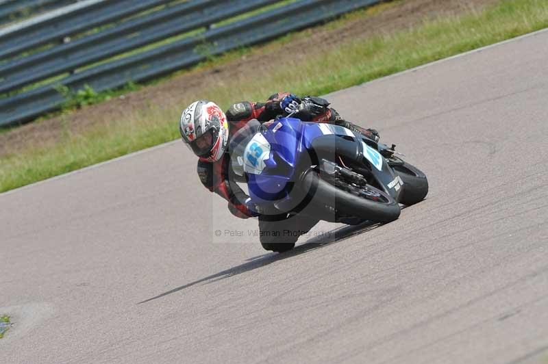 Motorcycle action photographs;Rockingham;Rockingham photographs;Trackday digital images;event digital images;eventdigitalimages;no limits trackday;peter wileman photography;rockingham corby northamptonshire;trackday;trackday photos
