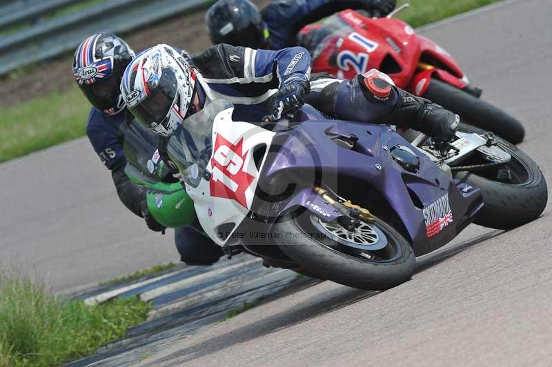 Motorcycle action photographs;Rockingham;Rockingham photographs;Trackday digital images;event digital images;eventdigitalimages;no limits trackday;peter wileman photography;rockingham corby northamptonshire;trackday;trackday photos