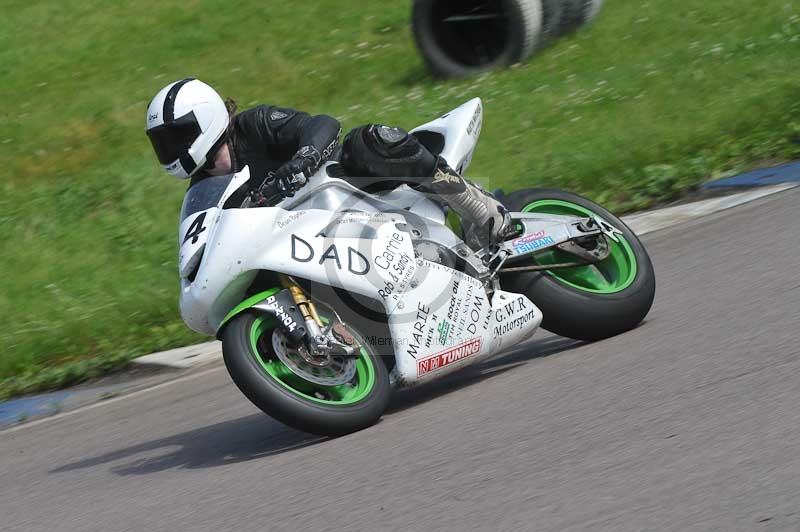 Motorcycle action photographs;Rockingham;Rockingham photographs;Trackday digital images;event digital images;eventdigitalimages;no limits trackday;peter wileman photography;rockingham corby northamptonshire;trackday;trackday photos