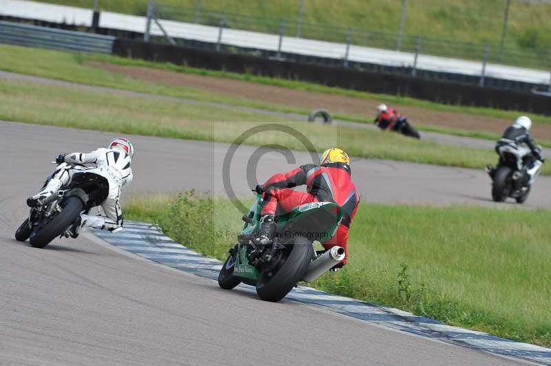 Motorcycle action photographs;Rockingham;Rockingham photographs;Trackday digital images;event digital images;eventdigitalimages;no limits trackday;peter wileman photography;rockingham corby northamptonshire;trackday;trackday photos