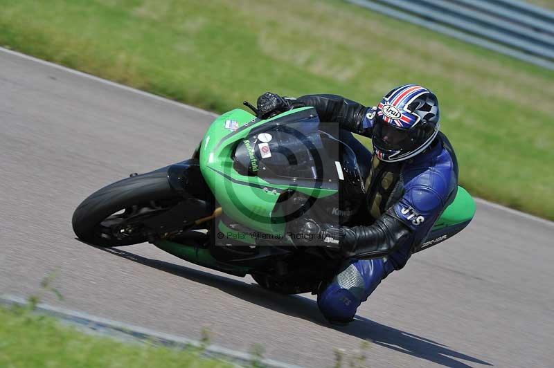 Motorcycle action photographs;Rockingham;Rockingham photographs;Trackday digital images;event digital images;eventdigitalimages;no limits trackday;peter wileman photography;rockingham corby northamptonshire;trackday;trackday photos