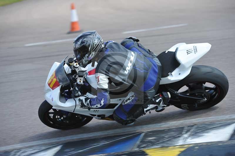 Motorcycle action photographs;Rockingham;Rockingham photographs;Trackday digital images;event digital images;eventdigitalimages;no limits trackday;peter wileman photography;rockingham corby northamptonshire;trackday;trackday photos