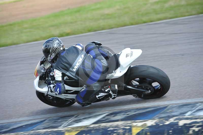 Motorcycle action photographs;Rockingham;Rockingham photographs;Trackday digital images;event digital images;eventdigitalimages;no limits trackday;peter wileman photography;rockingham corby northamptonshire;trackday;trackday photos