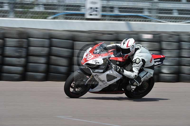 Motorcycle action photographs;Rockingham;Rockingham photographs;Trackday digital images;event digital images;eventdigitalimages;no limits trackday;peter wileman photography;rockingham corby northamptonshire;trackday;trackday photos