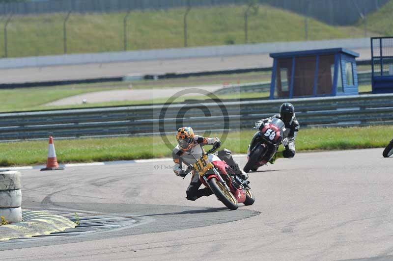 Motorcycle action photographs;Rockingham;Rockingham photographs;Trackday digital images;event digital images;eventdigitalimages;no limits trackday;peter wileman photography;rockingham corby northamptonshire;trackday;trackday photos
