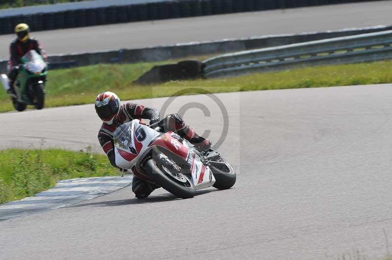 Motorcycle action photographs;Rockingham;Rockingham photographs;Trackday digital images;event digital images;eventdigitalimages;no limits trackday;peter wileman photography;rockingham corby northamptonshire;trackday;trackday photos
