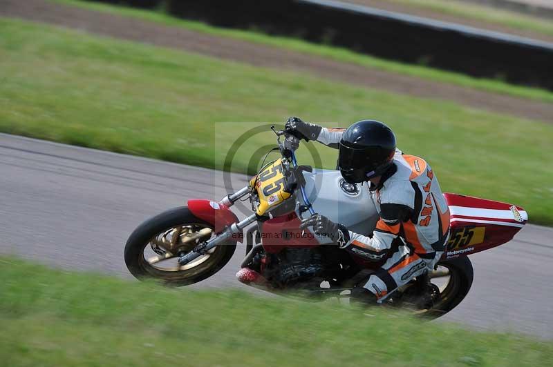 Motorcycle action photographs;Rockingham;Rockingham photographs;Trackday digital images;event digital images;eventdigitalimages;no limits trackday;peter wileman photography;rockingham corby northamptonshire;trackday;trackday photos