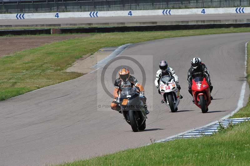 Motorcycle action photographs;Rockingham;Rockingham photographs;Trackday digital images;event digital images;eventdigitalimages;no limits trackday;peter wileman photography;rockingham corby northamptonshire;trackday;trackday photos