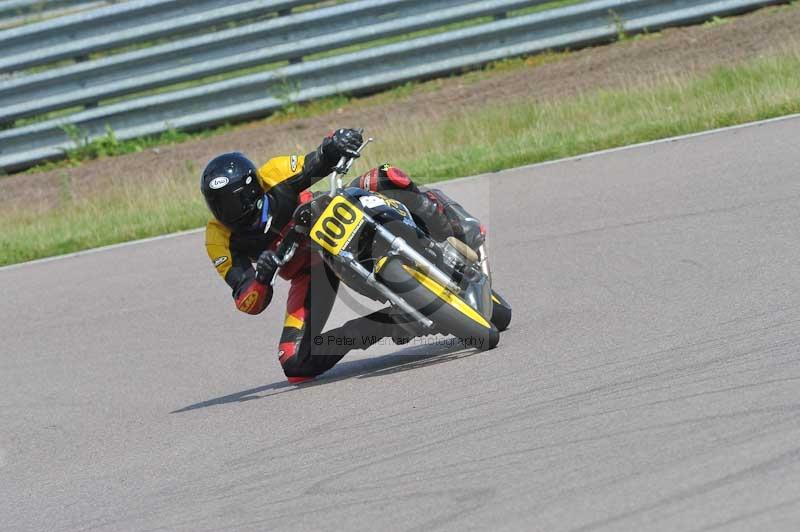 Motorcycle action photographs;Rockingham;Rockingham photographs;Trackday digital images;event digital images;eventdigitalimages;no limits trackday;peter wileman photography;rockingham corby northamptonshire;trackday;trackday photos