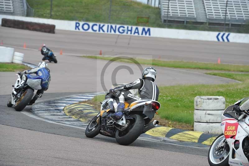 Motorcycle action photographs;Rockingham;Rockingham photographs;Trackday digital images;event digital images;eventdigitalimages;no limits trackday;peter wileman photography;rockingham corby northamptonshire;trackday;trackday photos