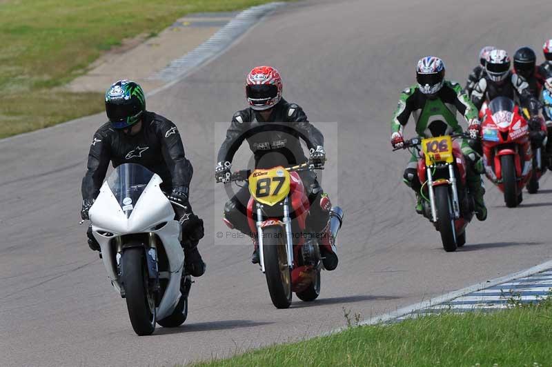 Motorcycle action photographs;Rockingham;Rockingham photographs;Trackday digital images;event digital images;eventdigitalimages;no limits trackday;peter wileman photography;rockingham corby northamptonshire;trackday;trackday photos