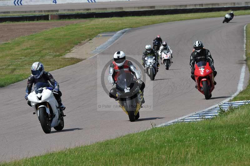 Motorcycle action photographs;Rockingham;Rockingham photographs;Trackday digital images;event digital images;eventdigitalimages;no limits trackday;peter wileman photography;rockingham corby northamptonshire;trackday;trackday photos