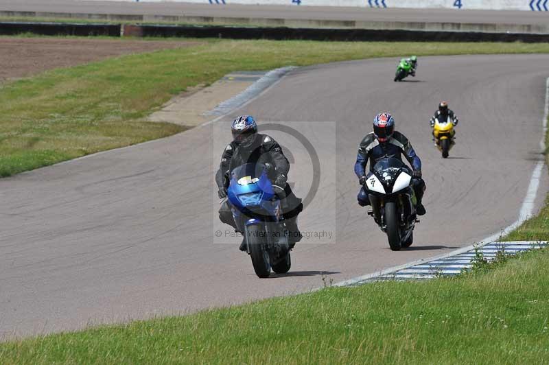Motorcycle action photographs;Rockingham;Rockingham photographs;Trackday digital images;event digital images;eventdigitalimages;no limits trackday;peter wileman photography;rockingham corby northamptonshire;trackday;trackday photos
