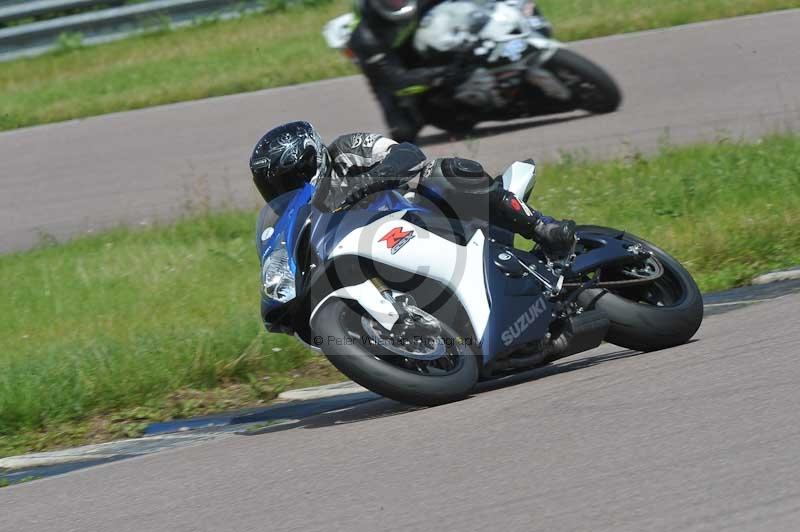 Motorcycle action photographs;Rockingham;Rockingham photographs;Trackday digital images;event digital images;eventdigitalimages;no limits trackday;peter wileman photography;rockingham corby northamptonshire;trackday;trackday photos