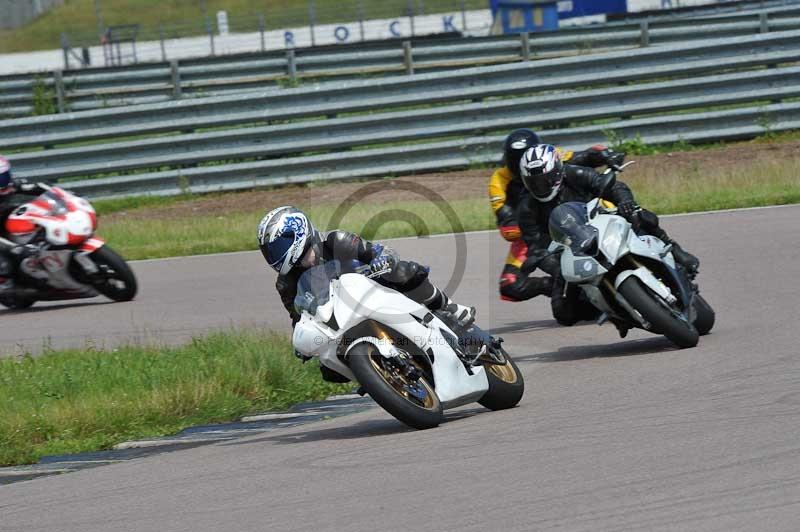 Motorcycle action photographs;Rockingham;Rockingham photographs;Trackday digital images;event digital images;eventdigitalimages;no limits trackday;peter wileman photography;rockingham corby northamptonshire;trackday;trackday photos