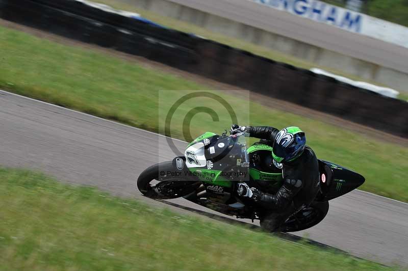 Motorcycle action photographs;Rockingham;Rockingham photographs;Trackday digital images;event digital images;eventdigitalimages;no limits trackday;peter wileman photography;rockingham corby northamptonshire;trackday;trackday photos