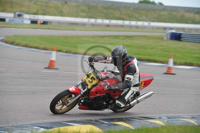 Motorcycle action photographs;Rockingham;Rockingham photographs;Trackday digital images;event digital images;eventdigitalimages;no limits trackday;peter wileman photography;rockingham corby northamptonshire;trackday;trackday photos