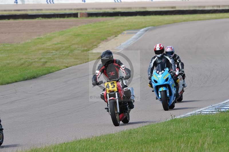 Motorcycle action photographs;Rockingham;Rockingham photographs;Trackday digital images;event digital images;eventdigitalimages;no limits trackday;peter wileman photography;rockingham corby northamptonshire;trackday;trackday photos