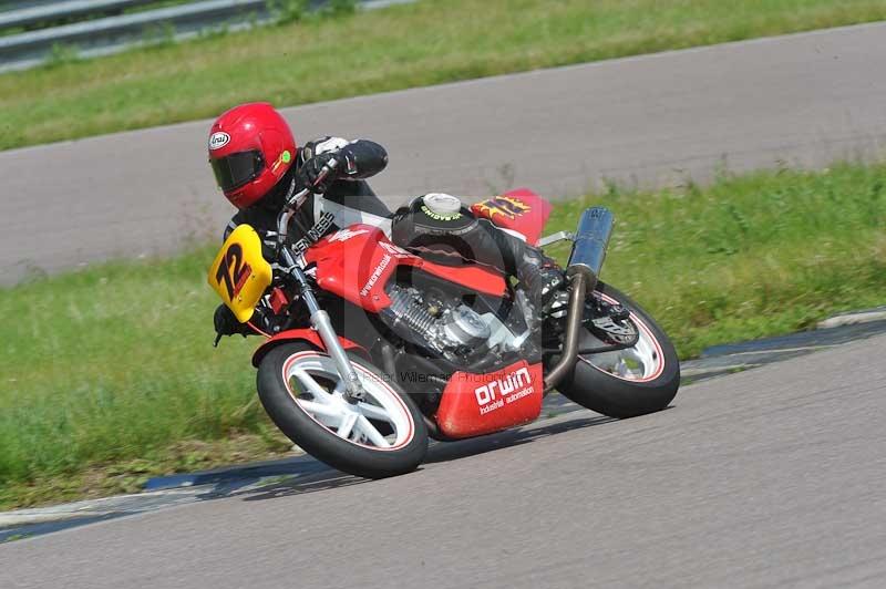 Motorcycle action photographs;Rockingham;Rockingham photographs;Trackday digital images;event digital images;eventdigitalimages;no limits trackday;peter wileman photography;rockingham corby northamptonshire;trackday;trackday photos