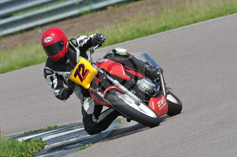 Motorcycle action photographs;Rockingham;Rockingham photographs;Trackday digital images;event digital images;eventdigitalimages;no limits trackday;peter wileman photography;rockingham corby northamptonshire;trackday;trackday photos