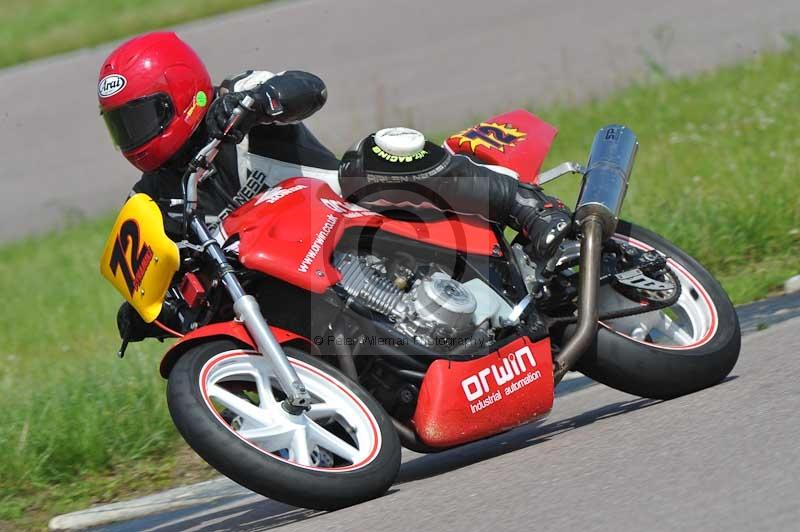 Motorcycle action photographs;Rockingham;Rockingham photographs;Trackday digital images;event digital images;eventdigitalimages;no limits trackday;peter wileman photography;rockingham corby northamptonshire;trackday;trackday photos