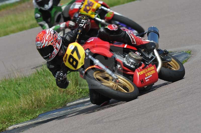 Motorcycle action photographs;Rockingham;Rockingham photographs;Trackday digital images;event digital images;eventdigitalimages;no limits trackday;peter wileman photography;rockingham corby northamptonshire;trackday;trackday photos