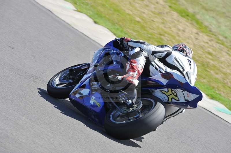 Rockingham no limits trackday;enduro digital images;event digital images;eventdigitalimages;no limits trackdays;peter wileman photography;racing digital images;rockingham raceway northamptonshire;rockingham trackday photographs;trackday digital images;trackday photos