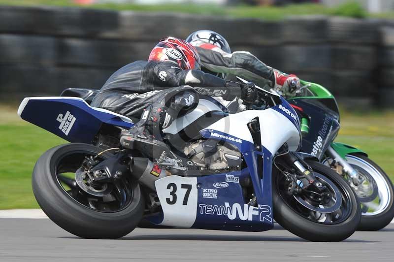 Rockingham no limits trackday;enduro digital images;event digital images;eventdigitalimages;no limits trackdays;peter wileman photography;racing digital images;rockingham raceway northamptonshire;rockingham trackday photographs;trackday digital images;trackday photos