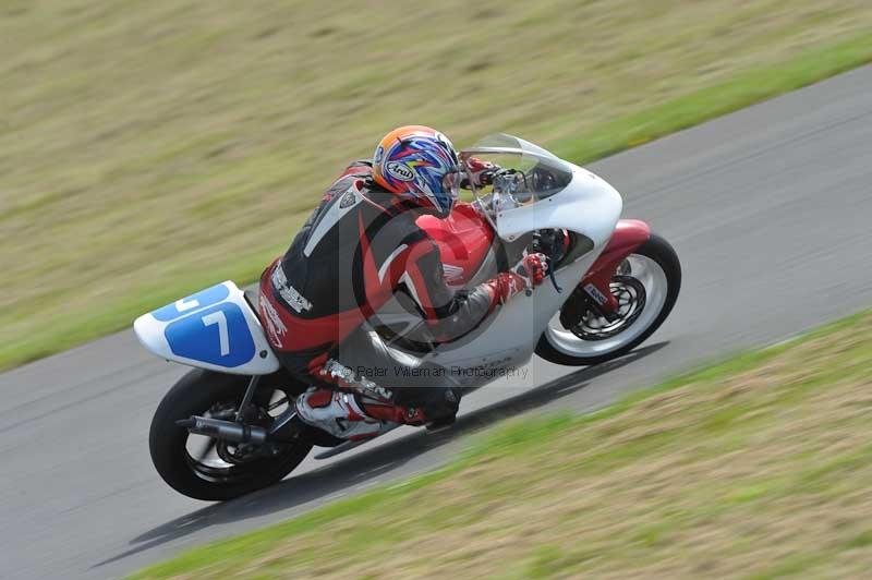 Rockingham no limits trackday;enduro digital images;event digital images;eventdigitalimages;no limits trackdays;peter wileman photography;racing digital images;rockingham raceway northamptonshire;rockingham trackday photographs;trackday digital images;trackday photos