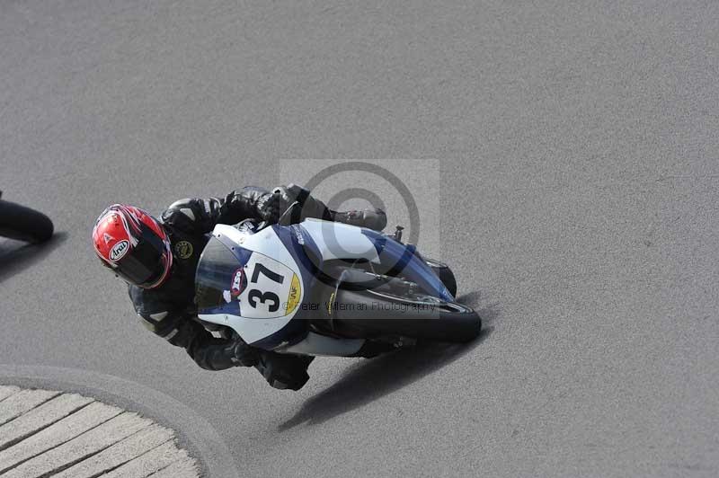 Rockingham no limits trackday;enduro digital images;event digital images;eventdigitalimages;no limits trackdays;peter wileman photography;racing digital images;rockingham raceway northamptonshire;rockingham trackday photographs;trackday digital images;trackday photos