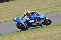 Rockingham-no-limits-trackday;enduro-digital-images;event-digital-images;eventdigitalimages;no-limits-trackdays;peter-wileman-photography;racing-digital-images;rockingham-raceway-northamptonshire;rockingham-trackday-photographs;trackday-digital-images;trackday-photos