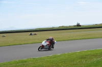 Rockingham-no-limits-trackday;enduro-digital-images;event-digital-images;eventdigitalimages;no-limits-trackdays;peter-wileman-photography;racing-digital-images;rockingham-raceway-northamptonshire;rockingham-trackday-photographs;trackday-digital-images;trackday-photos