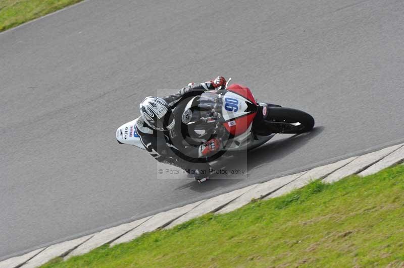 Rockingham no limits trackday;enduro digital images;event digital images;eventdigitalimages;no limits trackdays;peter wileman photography;racing digital images;rockingham raceway northamptonshire;rockingham trackday photographs;trackday digital images;trackday photos