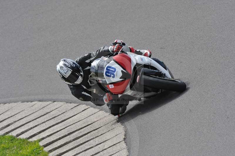 Rockingham no limits trackday;enduro digital images;event digital images;eventdigitalimages;no limits trackdays;peter wileman photography;racing digital images;rockingham raceway northamptonshire;rockingham trackday photographs;trackday digital images;trackday photos