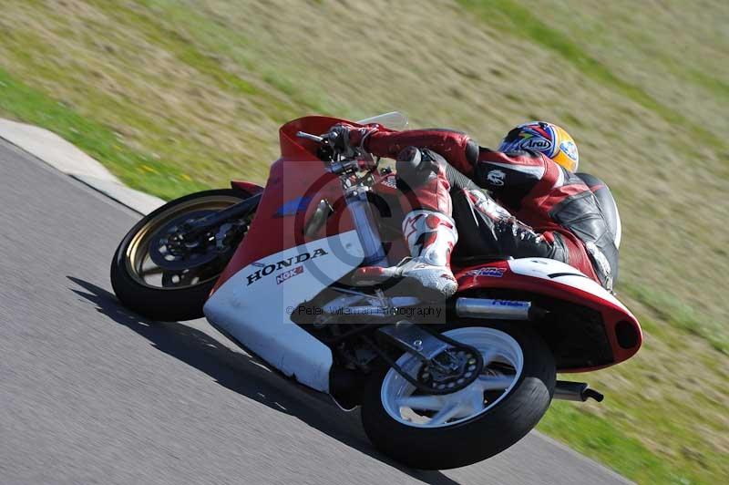 Rockingham no limits trackday;enduro digital images;event digital images;eventdigitalimages;no limits trackdays;peter wileman photography;racing digital images;rockingham raceway northamptonshire;rockingham trackday photographs;trackday digital images;trackday photos