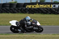 anglesey-no-limits-trackday;anglesey-photographs;anglesey-trackday-photographs;enduro-digital-images;event-digital-images;eventdigitalimages;no-limits-trackdays;peter-wileman-photography;racing-digital-images;trac-mon;trackday-digital-images;trackday-photos;ty-croes