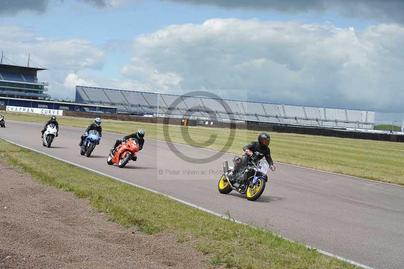 Rockingham no limits trackday;enduro digital images;event digital images;eventdigitalimages;no limits trackdays;peter wileman photography;racing digital images;rockingham raceway northamptonshire;rockingham trackday photographs;trackday digital images;trackday photos