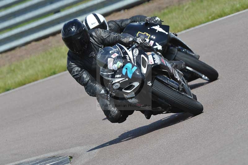 Rockingham no limits trackday;enduro digital images;event digital images;eventdigitalimages;no limits trackdays;peter wileman photography;racing digital images;rockingham raceway northamptonshire;rockingham trackday photographs;trackday digital images;trackday photos