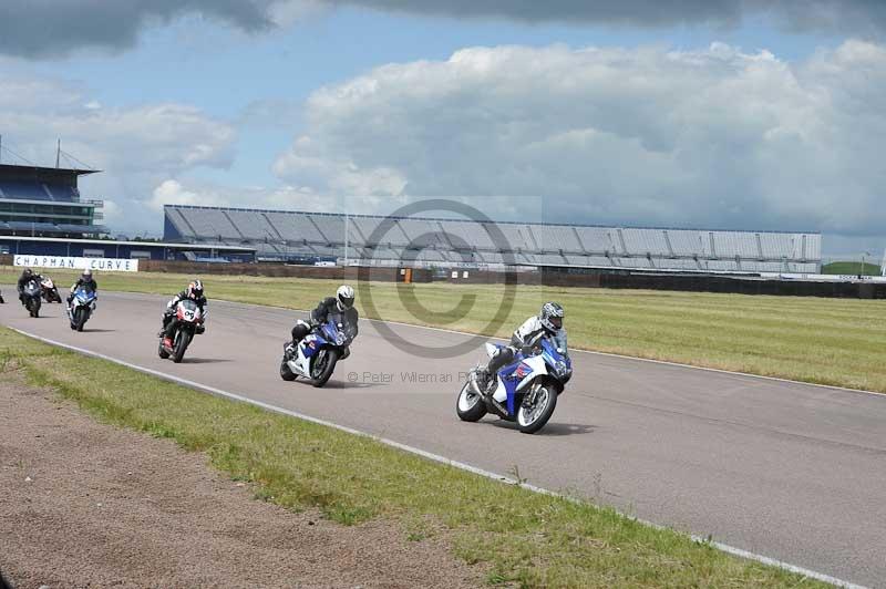 Rockingham no limits trackday;enduro digital images;event digital images;eventdigitalimages;no limits trackdays;peter wileman photography;racing digital images;rockingham raceway northamptonshire;rockingham trackday photographs;trackday digital images;trackday photos