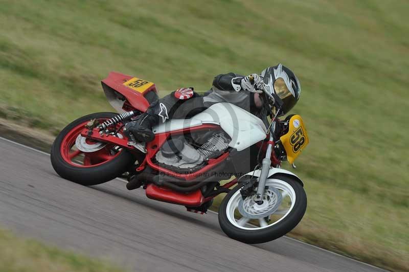 Rockingham no limits trackday;enduro digital images;event digital images;eventdigitalimages;no limits trackdays;peter wileman photography;racing digital images;rockingham raceway northamptonshire;rockingham trackday photographs;trackday digital images;trackday photos