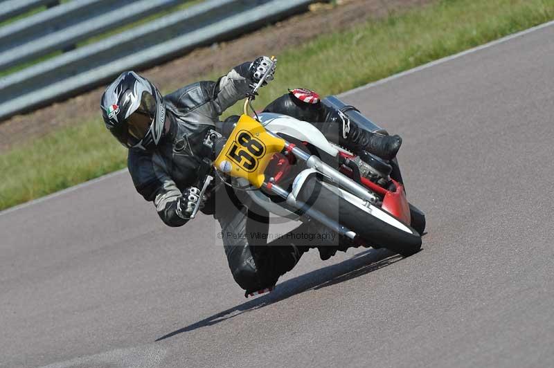 Rockingham no limits trackday;enduro digital images;event digital images;eventdigitalimages;no limits trackdays;peter wileman photography;racing digital images;rockingham raceway northamptonshire;rockingham trackday photographs;trackday digital images;trackday photos