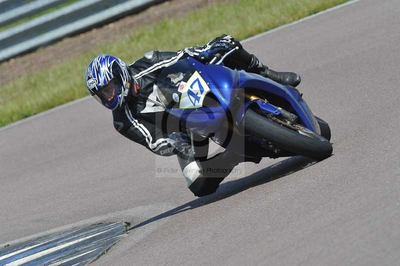 Rockingham no limits trackday;enduro digital images;event digital images;eventdigitalimages;no limits trackdays;peter wileman photography;racing digital images;rockingham raceway northamptonshire;rockingham trackday photographs;trackday digital images;trackday photos
