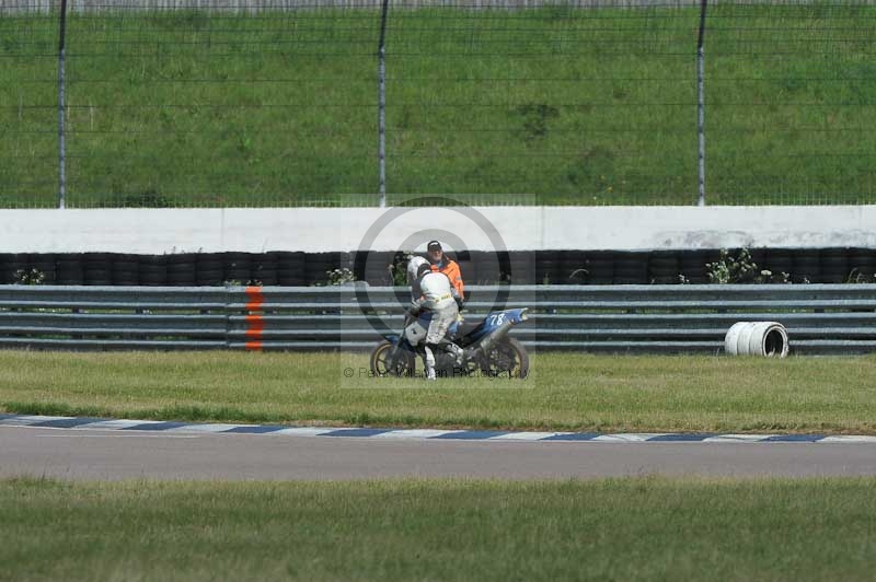 Rockingham no limits trackday;enduro digital images;event digital images;eventdigitalimages;no limits trackdays;peter wileman photography;racing digital images;rockingham raceway northamptonshire;rockingham trackday photographs;trackday digital images;trackday photos