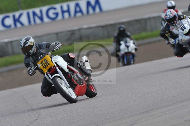 Rockingham no limits trackday;enduro digital images;event digital images;eventdigitalimages;no limits trackdays;peter wileman photography;racing digital images;rockingham raceway northamptonshire;rockingham trackday photographs;trackday digital images;trackday photos