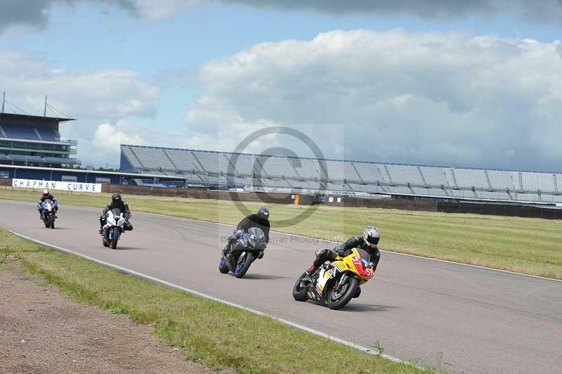 Rockingham no limits trackday;enduro digital images;event digital images;eventdigitalimages;no limits trackdays;peter wileman photography;racing digital images;rockingham raceway northamptonshire;rockingham trackday photographs;trackday digital images;trackday photos