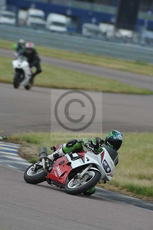 Rockingham no limits trackday;enduro digital images;event digital images;eventdigitalimages;no limits trackdays;peter wileman photography;racing digital images;rockingham raceway northamptonshire;rockingham trackday photographs;trackday digital images;trackday photos