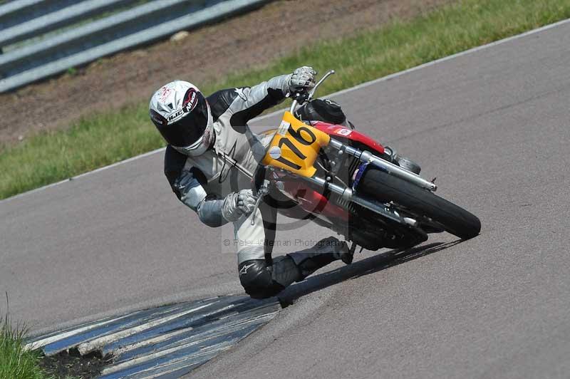 Rockingham no limits trackday;enduro digital images;event digital images;eventdigitalimages;no limits trackdays;peter wileman photography;racing digital images;rockingham raceway northamptonshire;rockingham trackday photographs;trackday digital images;trackday photos