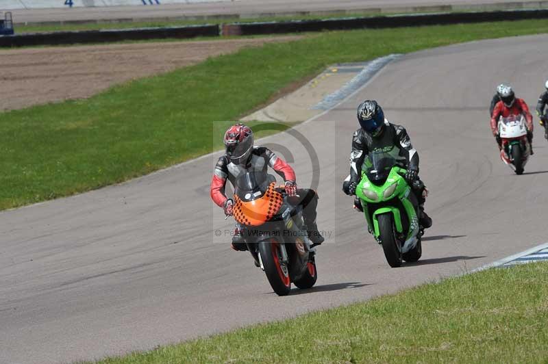 Rockingham no limits trackday;enduro digital images;event digital images;eventdigitalimages;no limits trackdays;peter wileman photography;racing digital images;rockingham raceway northamptonshire;rockingham trackday photographs;trackday digital images;trackday photos