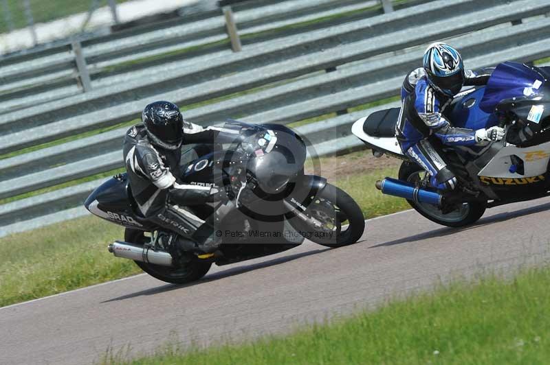 Rockingham no limits trackday;enduro digital images;event digital images;eventdigitalimages;no limits trackdays;peter wileman photography;racing digital images;rockingham raceway northamptonshire;rockingham trackday photographs;trackday digital images;trackday photos